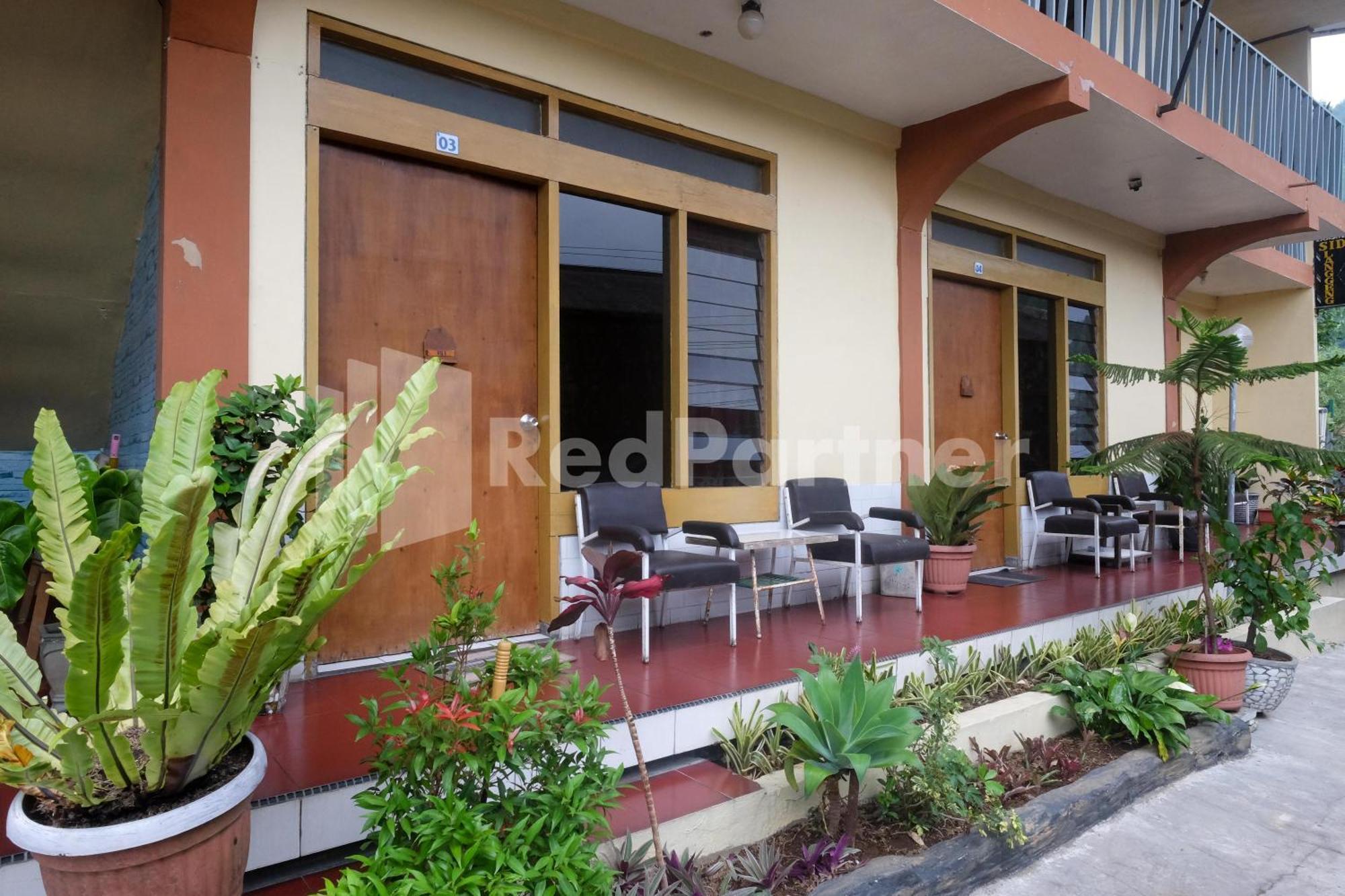 Hotel Sido Langgeng Tawangmangu Mitra Reddoorz Экстерьер фото